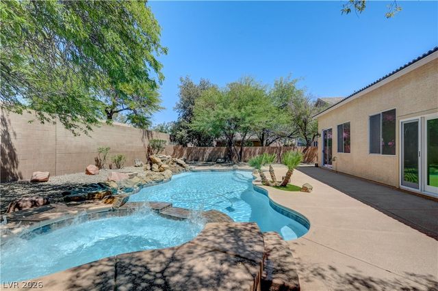 8225 Romantic Sunset Street, Las Vegas, NV 89131