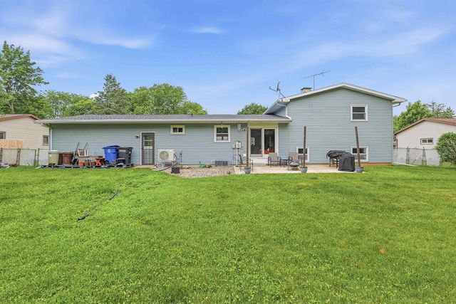 960 MARICOPA DRIVE, Oshkosh, WI 54904