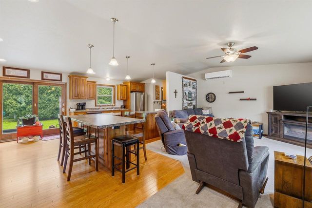 960 MARICOPA DRIVE, Oshkosh, WI 54904