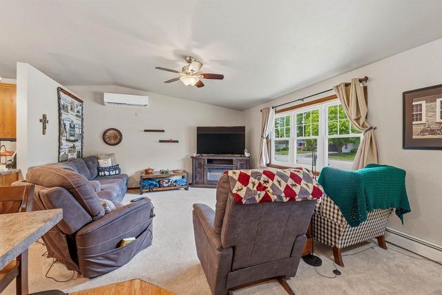 960 MARICOPA DRIVE, Oshkosh, WI 54904