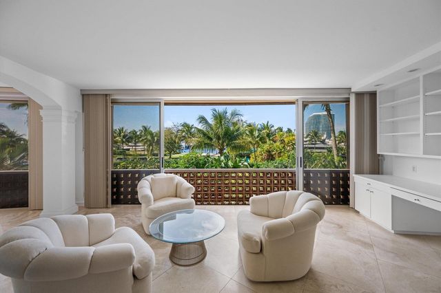 369 S Lake Drive 2e, Palm Beach, FL 33480
