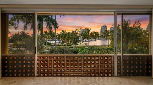 369 S Lake Drive 2e, Palm Beach, FL 33480