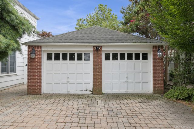 23 Westminster Road, West Hempstead, NY 11552
