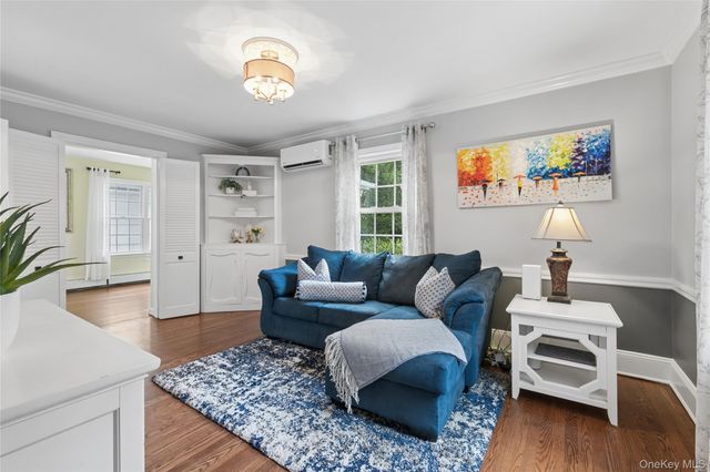 23 Westminster Road, West Hempstead, NY 11552