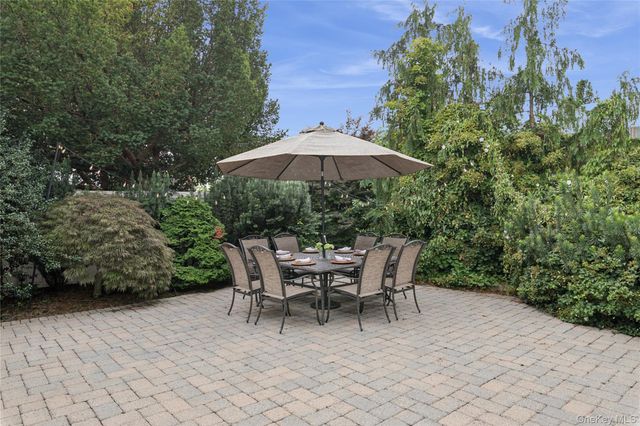 23 Westminster Road, West Hempstead, NY 11552