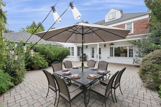 23 Westminster Road, West Hempstead, NY 11552