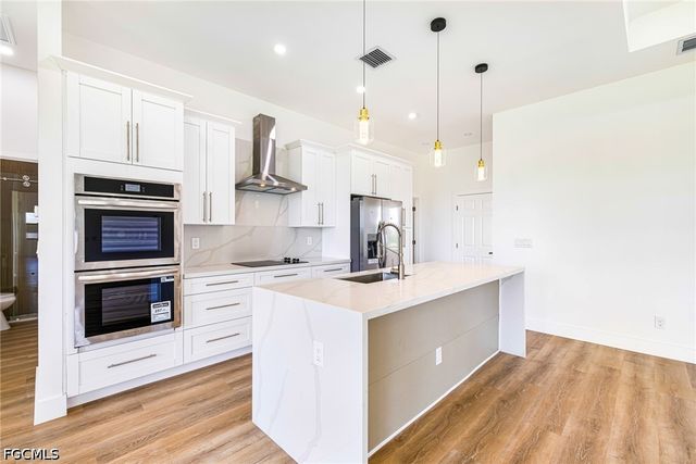 1124 NW 31st AVE, Cape Coral, FL 33993