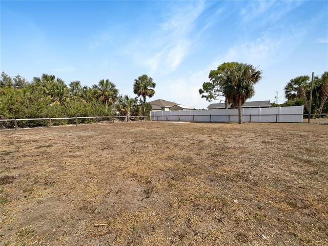 18019 AVONSDALE CIRCLE, Port Charlotte, FL 33948