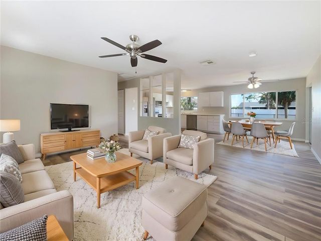 18019 AVONSDALE CIRCLE, Port Charlotte, FL 33948