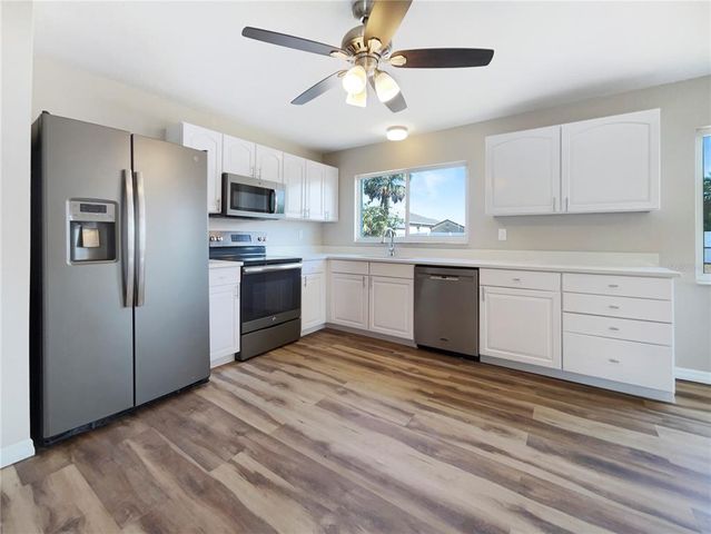 18019 AVONSDALE CIRCLE, Port Charlotte, FL 33948