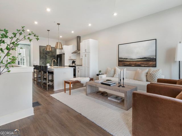 1274 Longreen Terrace NW 114, Atlanta, GA 30318