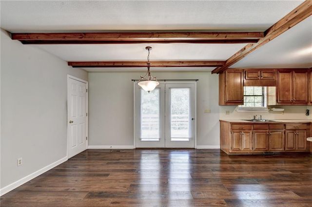 3267 Hilltop Circle, Gainesville, GA 30506