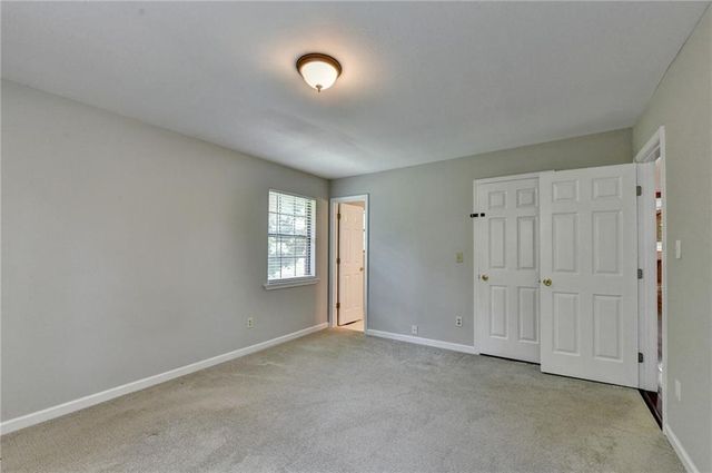 3267 Hilltop Circle, Gainesville, GA 30506