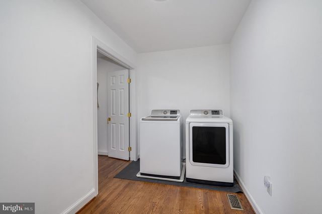 86 OLD STRIDER LN, Harpers Ferry, WV 25425