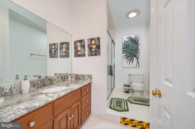 86 OLD STRIDER LN, Harpers Ferry, WV 25425