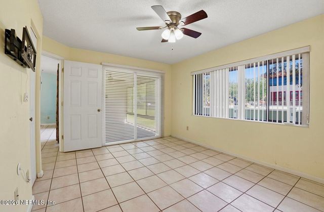 10 LAKE FOREST Circle N, Palm Coast, FL 32137