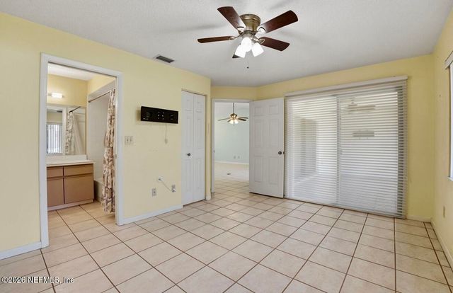 10 LAKE FOREST Circle N, Palm Coast, FL 32137