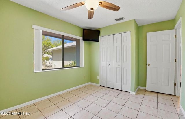 10 LAKE FOREST Circle N, Palm Coast, FL 32137