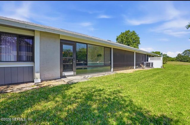 10 LAKE FOREST Circle N, Palm Coast, FL 32137