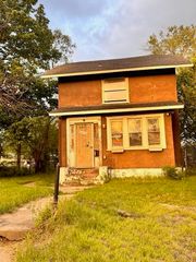 435 Buchanan Street, Gary, IN 46402
