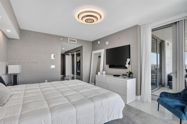 330 Sunny Isles Blvd 5-2301, Sunny Isles Beach, FL 33160