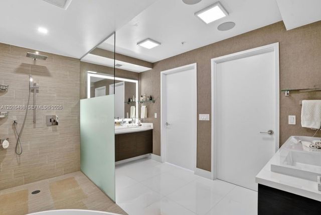 330 Sunny Isles Blvd 5-2301, Sunny Isles Beach, FL 33160