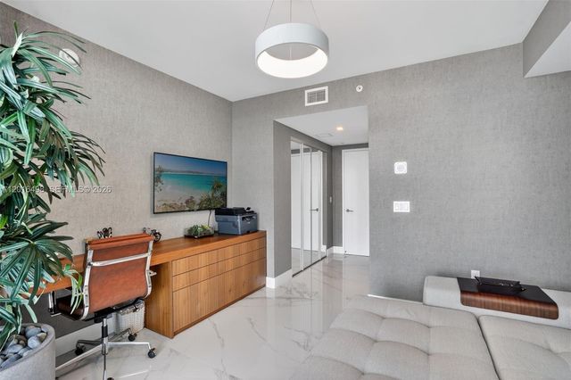 330 Sunny Isles Blvd 5-2301, Sunny Isles Beach, FL 33160