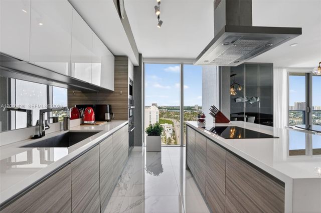 330 Sunny Isles Blvd 5-2301, Sunny Isles Beach, FL 33160