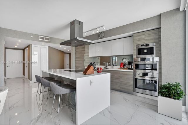 330 Sunny Isles Blvd 5-2301, Sunny Isles Beach, FL 33160