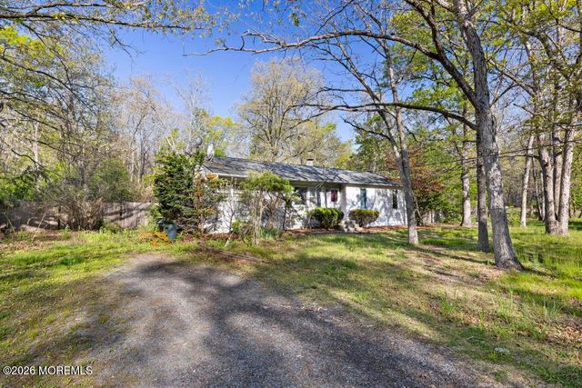 543 Newtons Corner Road, Howell, NJ 07731