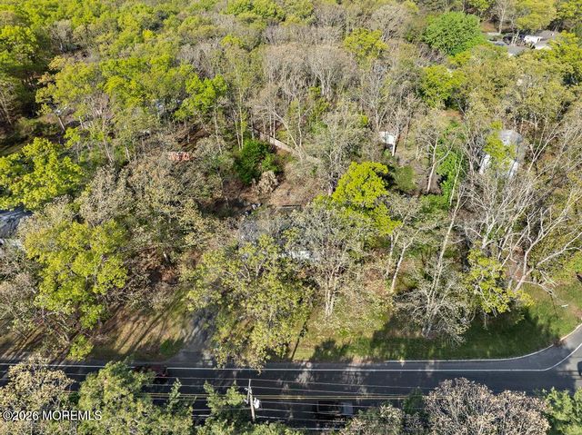 543 Newtons Corner Road, Howell, NJ 07731