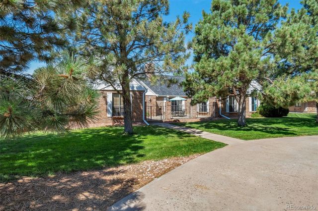 6699 S Helena Street, Centennial, CO 80016