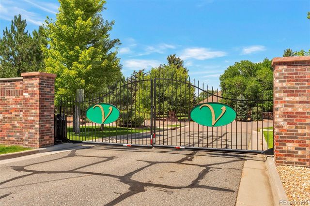 6699 S Helena Street, Centennial, CO 80016