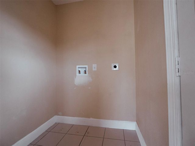 12091 CROSSGATE AVENUE, Port Charlotte, FL 33981