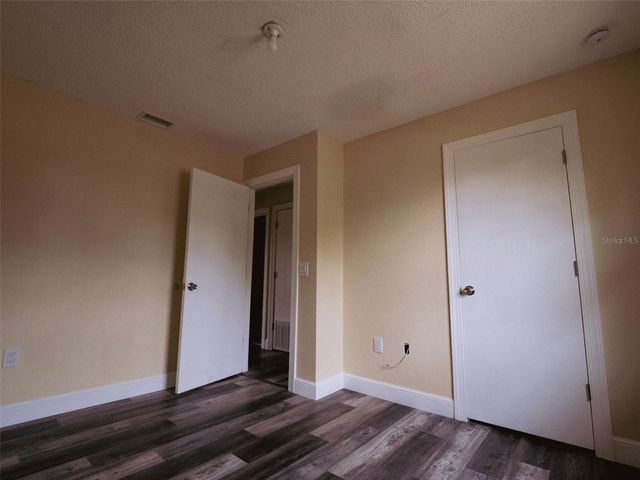 12091 CROSSGATE AVENUE, Port Charlotte, FL 33981