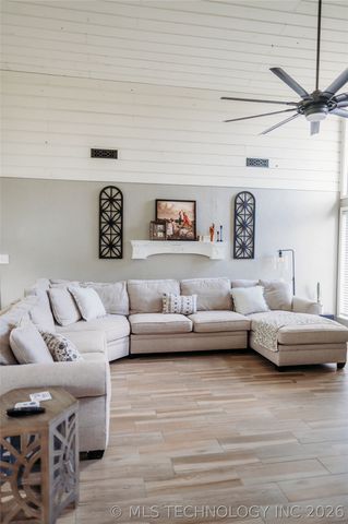 206 Tanglewood, Lone Grove, OK 73443