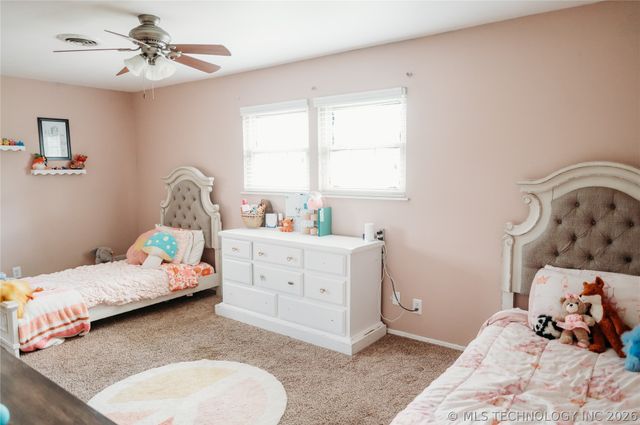 206 Tanglewood, Lone Grove, OK 73443