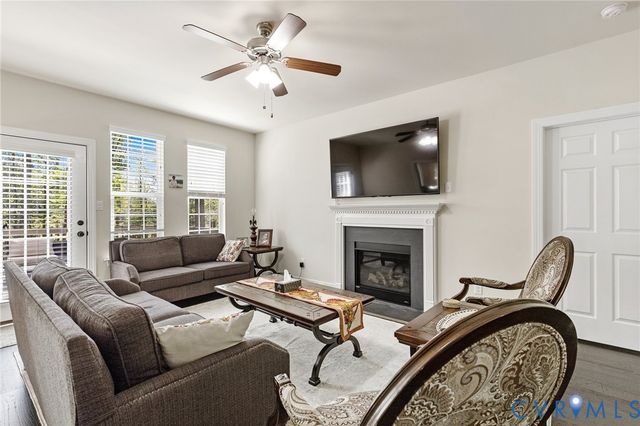 1339 Millers Ln, Manakin Sabot, VA 23103