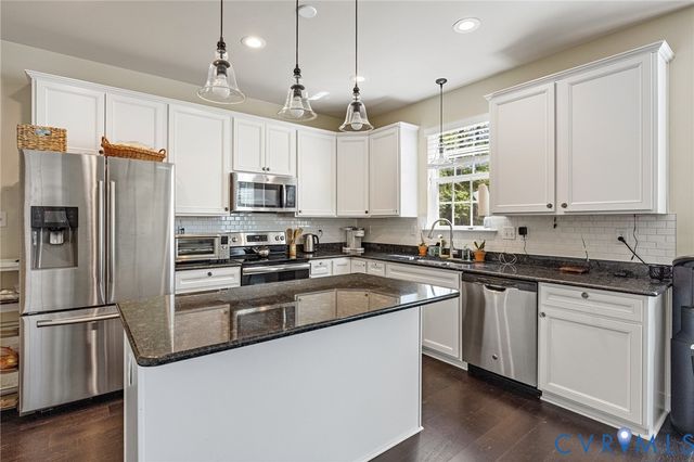 1339 Millers Ln, Manakin Sabot, VA 23103