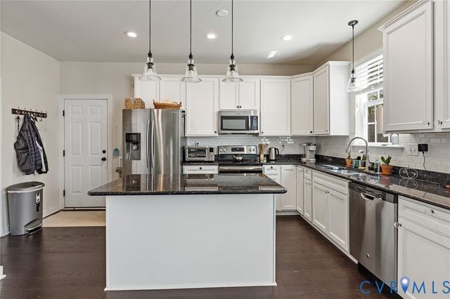 1339 Millers Ln, Manakin Sabot, VA 23103