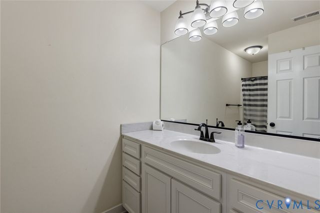 1339 Millers Ln, Manakin Sabot, VA 23103