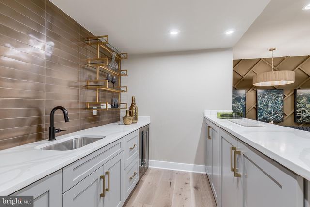 9600 PENIWILL DR, Lorton, VA 22079