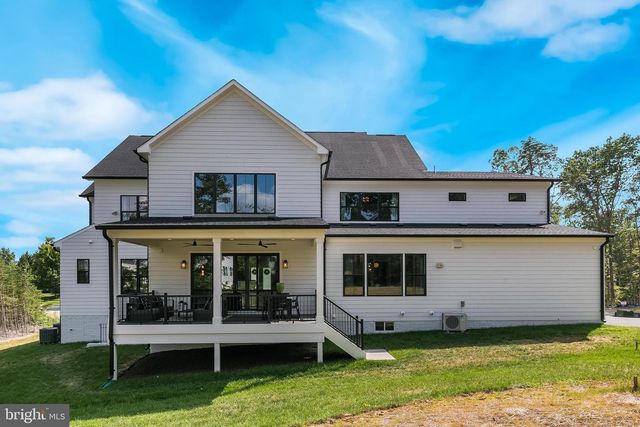 9600 PENIWILL DR, Lorton, VA 22079