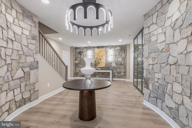 9600 PENIWILL DR, Lorton, VA 22079