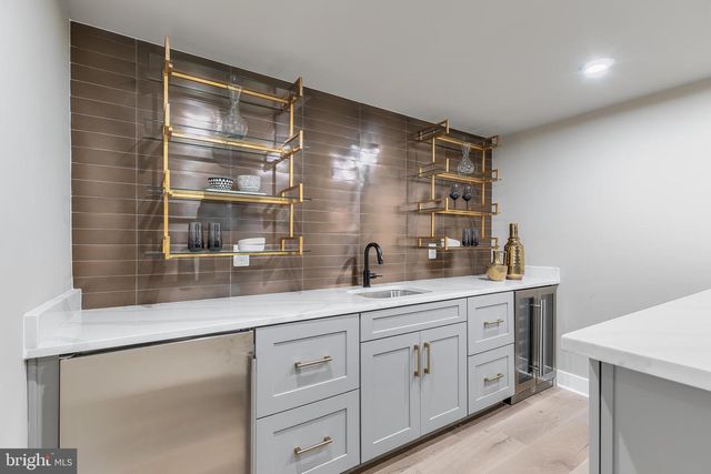 9600 PENIWILL DR, Lorton, VA 22079