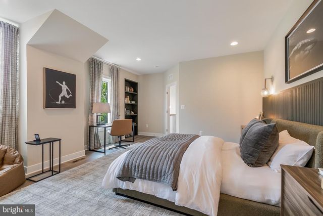 9600 PENIWILL DR, Lorton, VA 22079