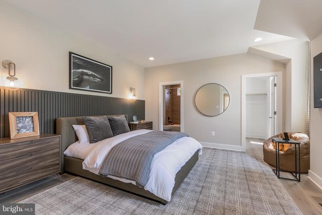 9600 PENIWILL DR, Lorton, VA 22079