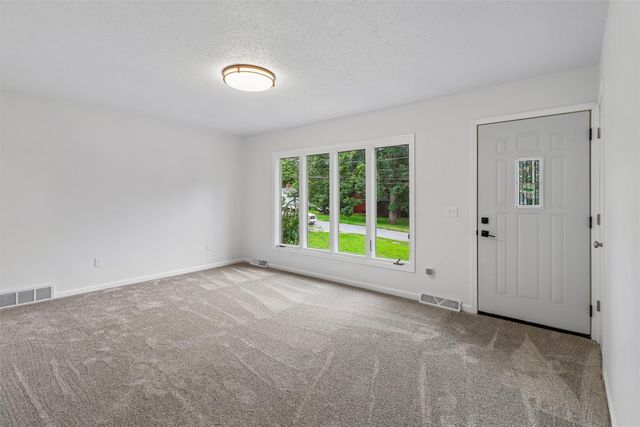 222 E Broad Street, Des Moines, IA 50315