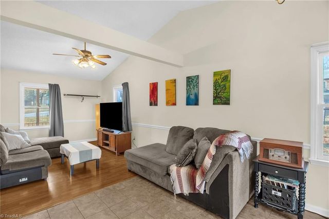 123 Rocky Knoll Circle, Greensboro, NC 27406