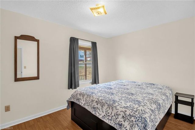 123 Rocky Knoll Circle, Greensboro, NC 27406